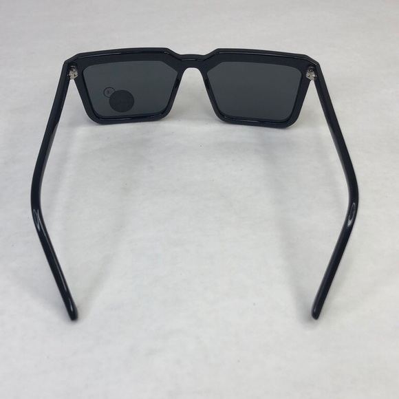 KOMONO Benicio Black Rubber/Glossy Sunglasses(NEW) - Picture 7 of 9